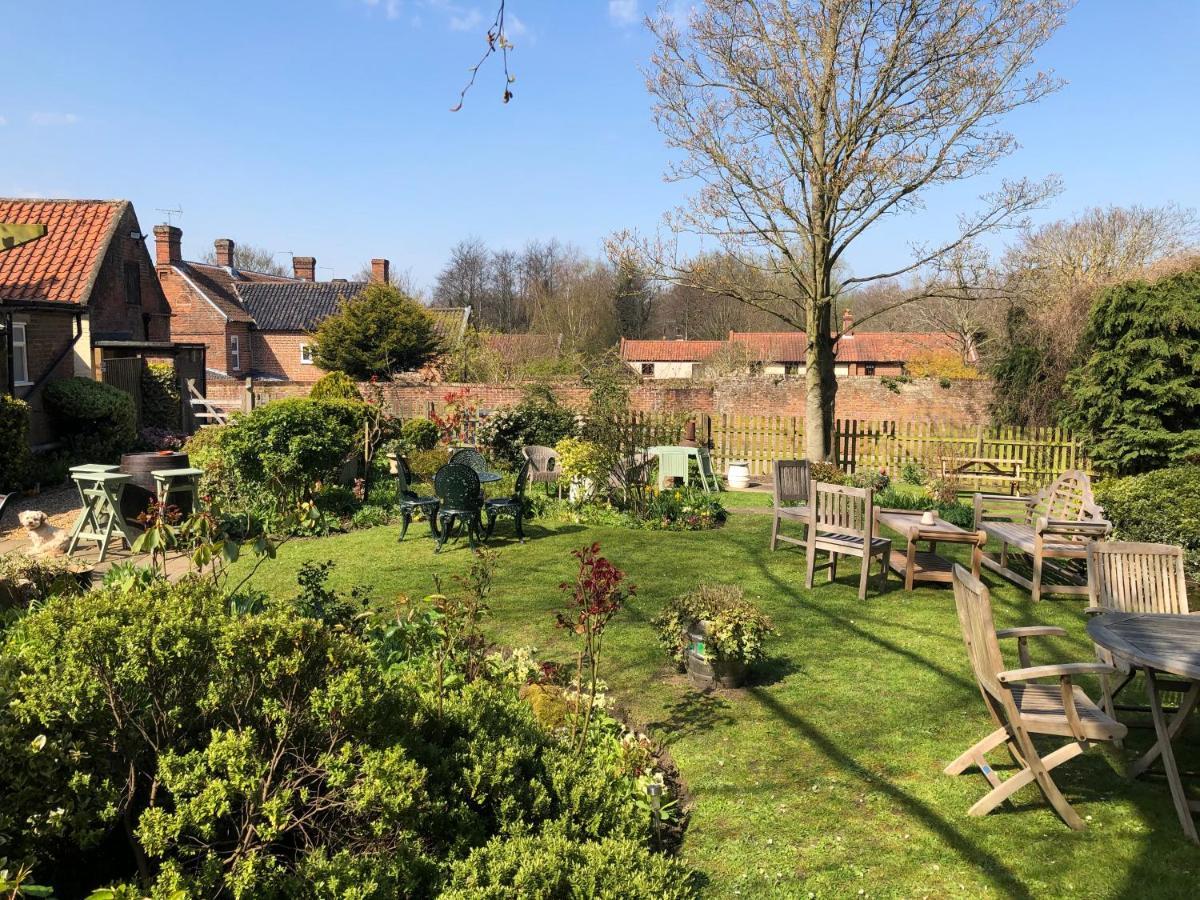 The Crown Inn Smallburgh Eksteriør bilde